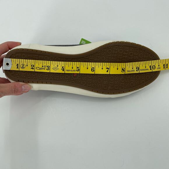 Taos Active Women's “Star” Canvas Sneakers Charcoal NIB Sz. 9.5M ** Runs Small** - Picture 11 of 13